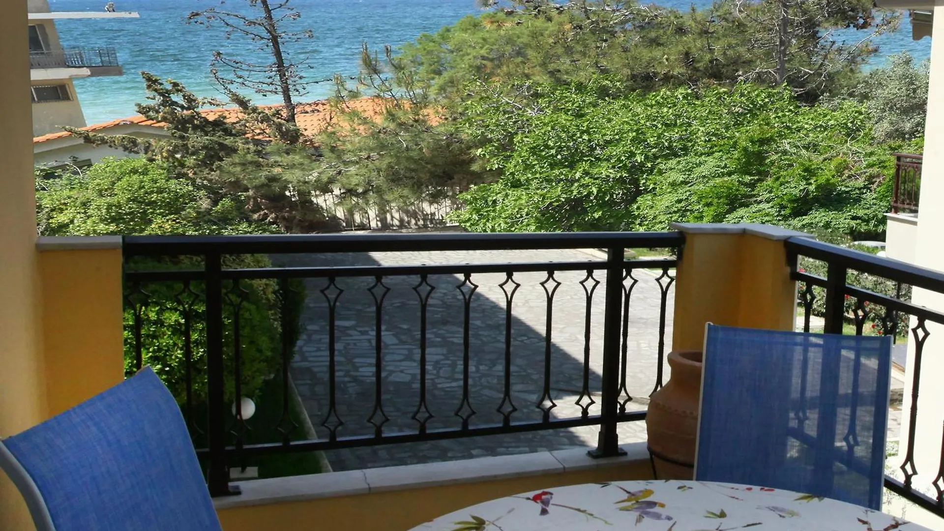 Ammos Lux Apartments Agia Triada  Grecja